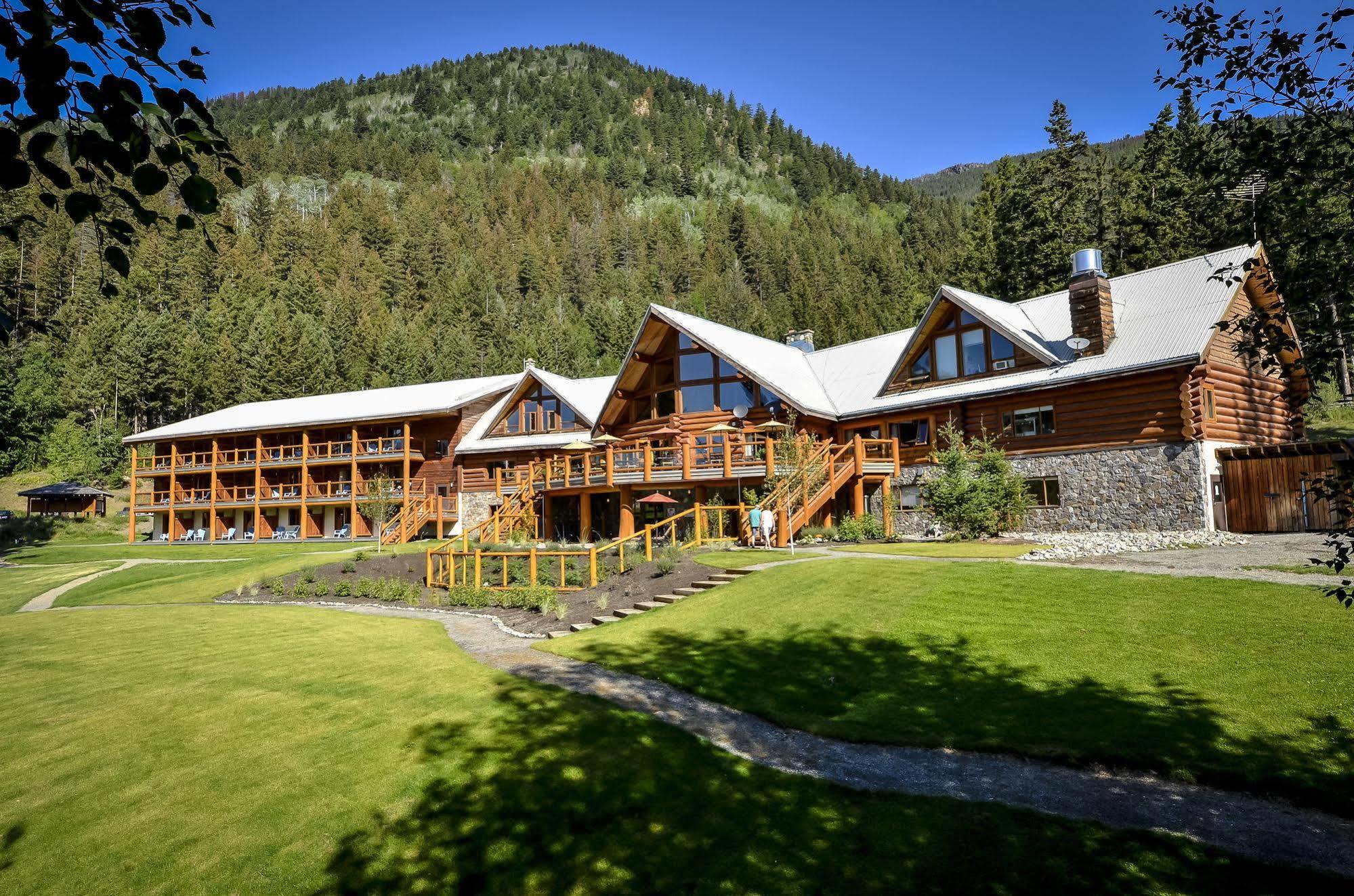Tyax Lodge & Heliskiing Whistler Exteriör bild