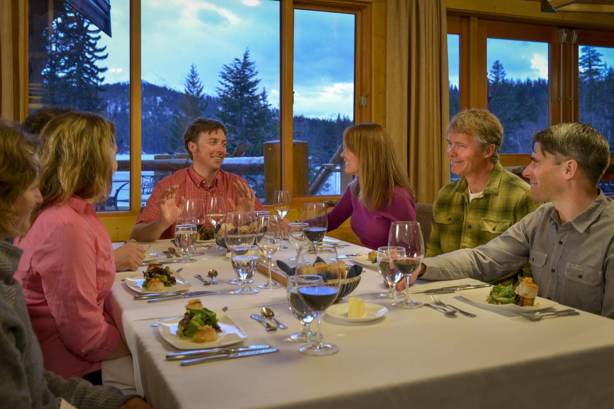 Tyax Lodge & Heliskiing Whistler Exteriör bild